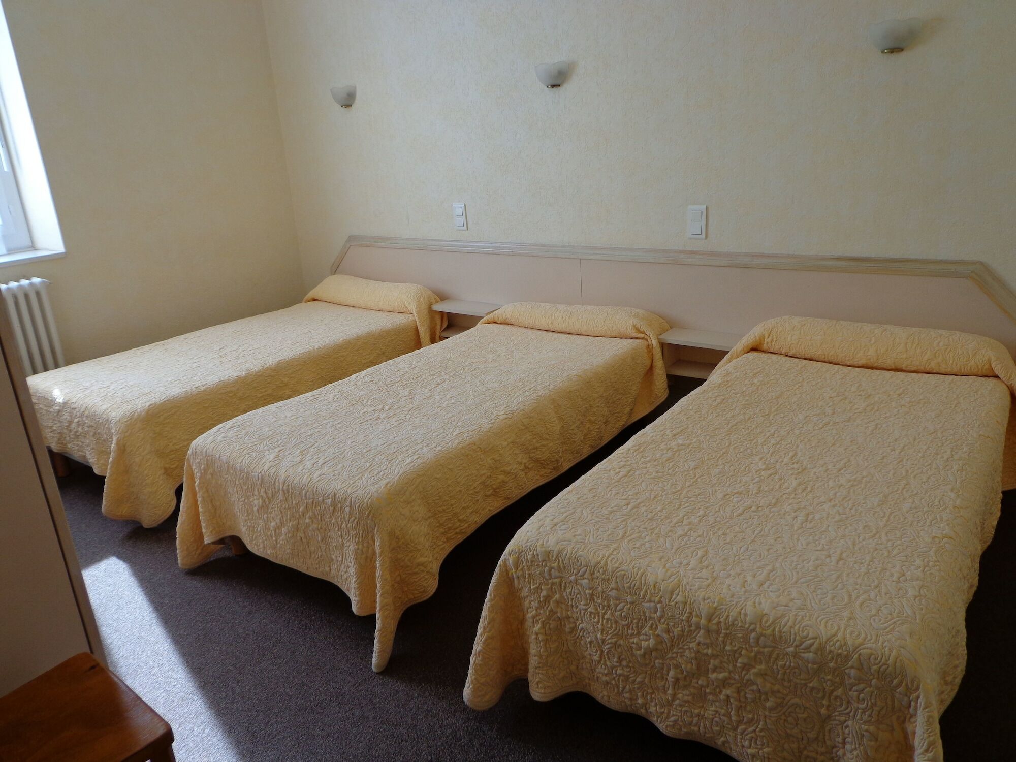 Hotel Helios Λούρδη Εξωτερικό φωτογραφία